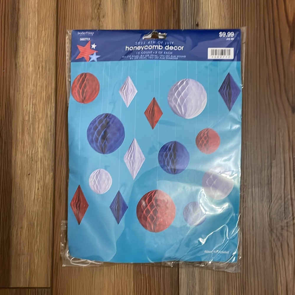 4th of July Honeycomb Decor